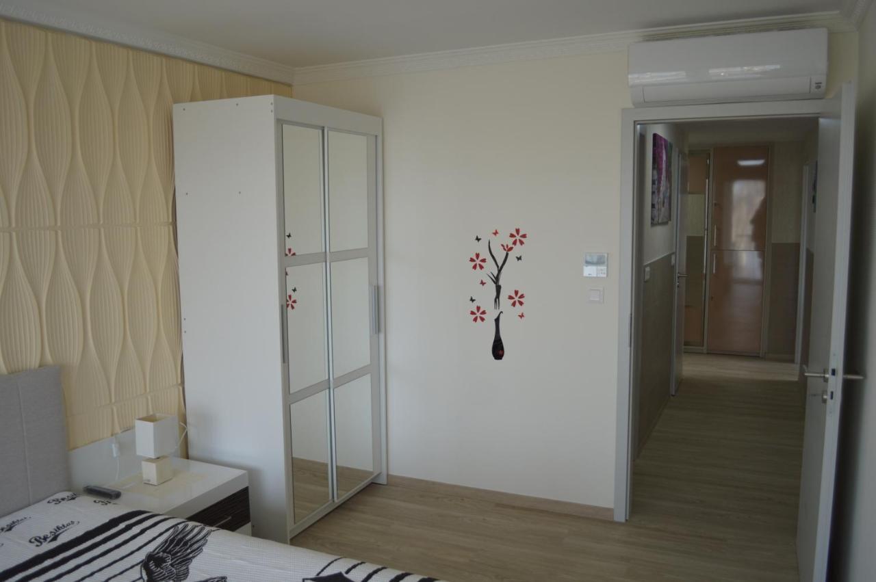 Apartament Siofok Ezuestpart Granada 2 Koezvetlen Vizparti Apartman Zewnętrze zdjęcie